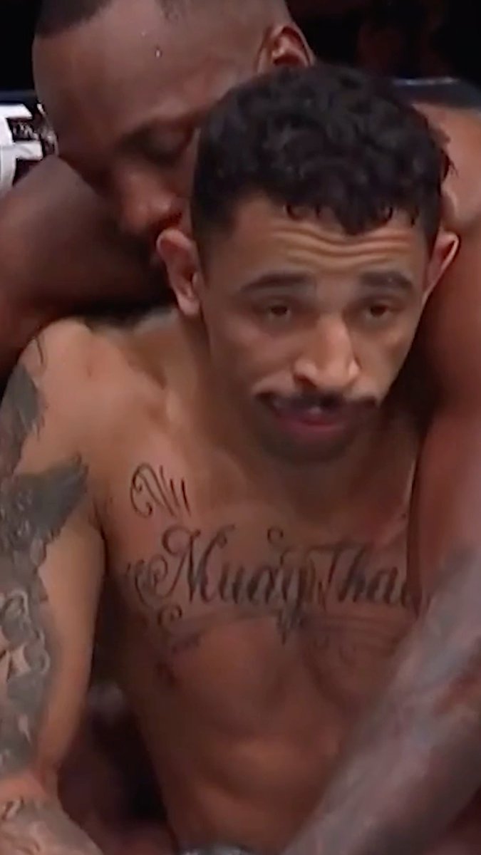 Carlos Prates' reaction to Leon Edwards choosing to grapple in the first round is absolutely hilarious 🤣 #UFC322
