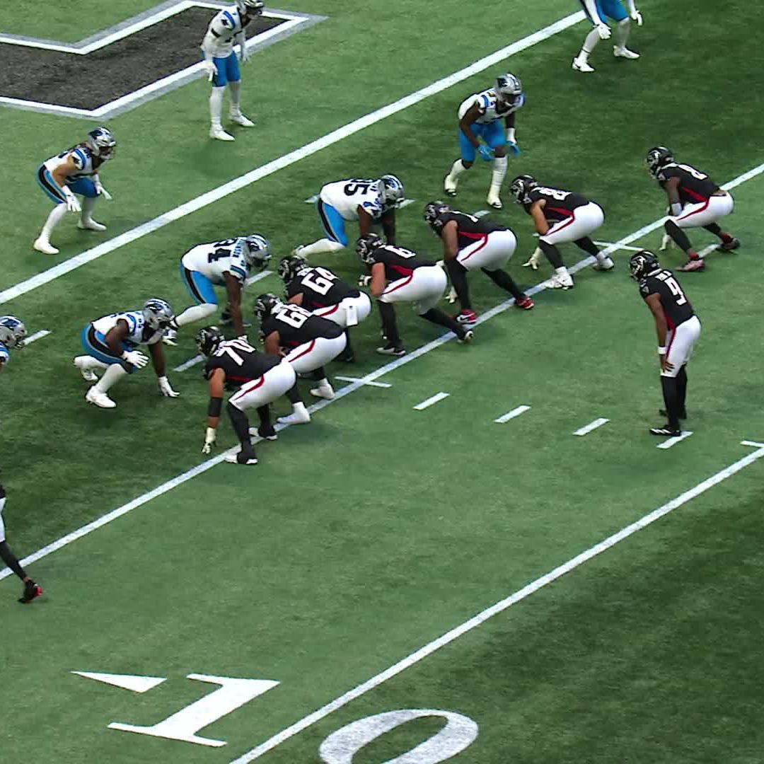 Not one, but TWO broken tackles 🤯 Bijan Robinson FOX | NFL+
