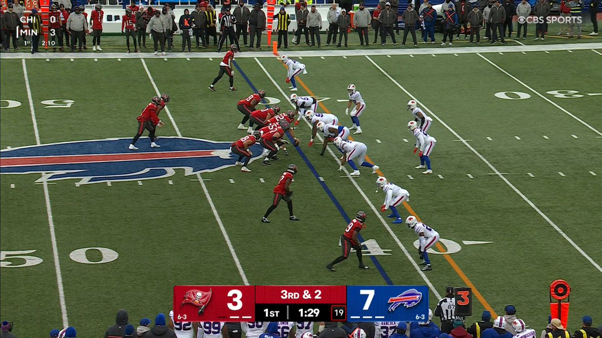 Baker Mayfield in the open field is electric TBvsBUF on CBS/Paramount+