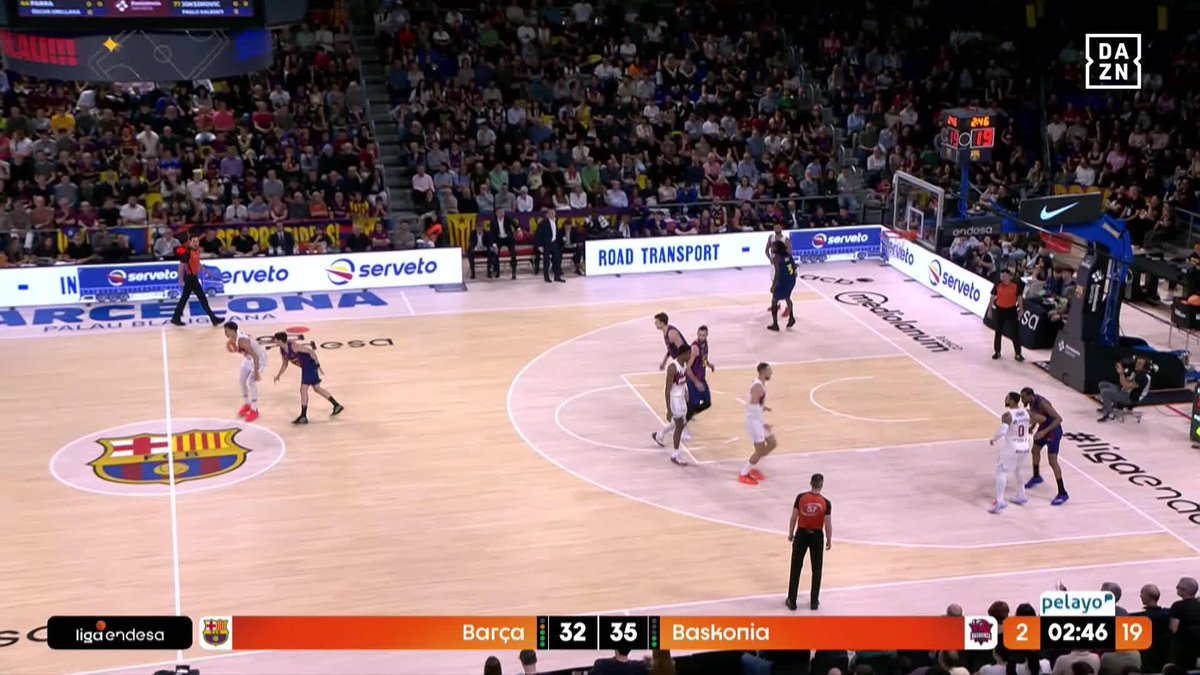 Markus Howard siendo Markus Howard 👌🏻 @baskonia #LigaEndesaxDAZN 🏀