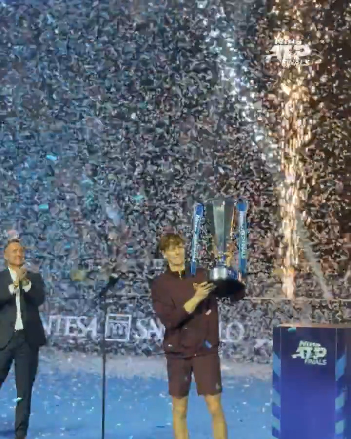 The richest payout in the events history 💰 2025 undefeated champion Jannik Sinner collects a record $5,071,000 with his triumph in Turin! #NittoATPFinals