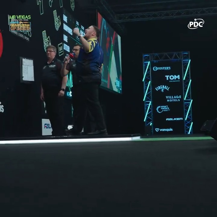 The winning moment in Wolverhampton! 🏆 #GSOD | Luke Littler