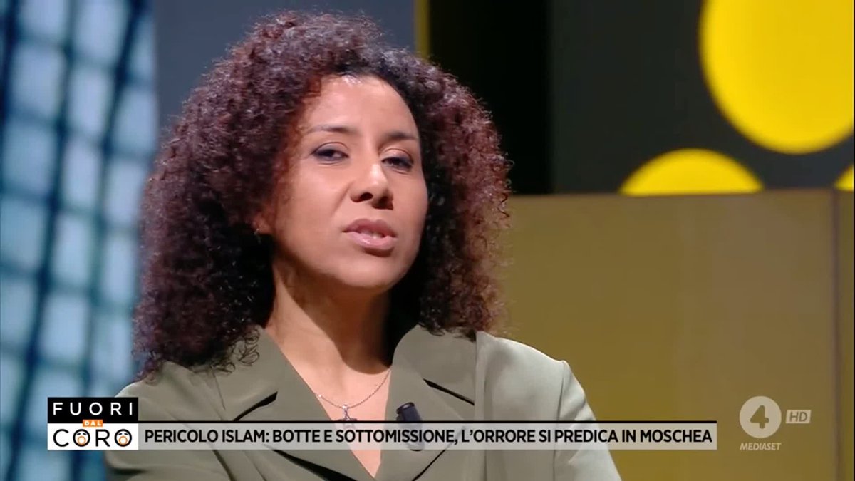 "A chi mi insulta pesantemente dico che non sono più isolata! Pensavate che fossi isolata ma non lo sono più e sto parlando!" Fatymzzahra, ex musulmana, a #Fuoridalcoro