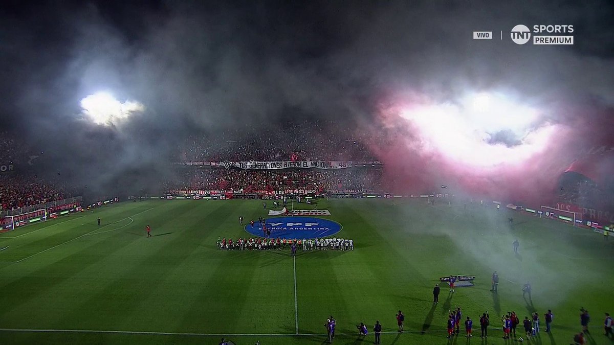 Newell's y un gran recibimiento de su gente en el último partido del Clausura 🔴⚫