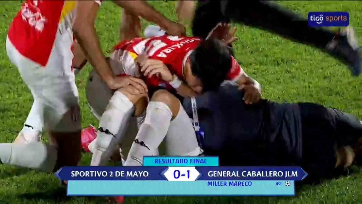 Um momento histórico! General Caballero, de Juan León Mallorquín, conquista a Copa Paraguai e se torna o primeiro time do interior a levantar um troféu organizado pela federação paraguaia.