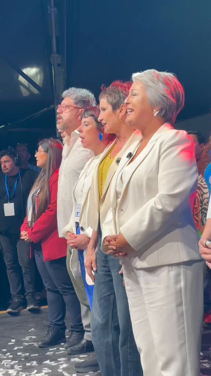Vamos con todo a ganar 🇨🇱 #JaraPresidenta