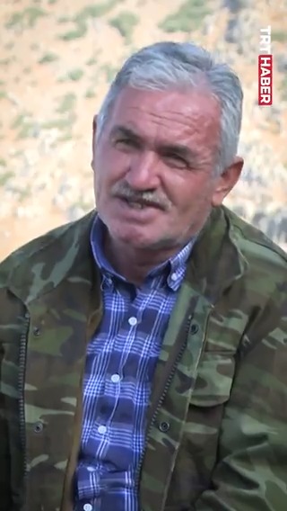 Bayram Ünzül, ses tonunun merhum sanatçı Ferdi Tayfur'a benzerliği sebebi ile 'Antalyalı Ferdi' olarak tanınıyor. Çobanlık yaparak geçimini sağlayan Ünzül, koyunlarını Ferdi Tayfur'un unutulmaz şarkıları eşliğinde otlatıyor.