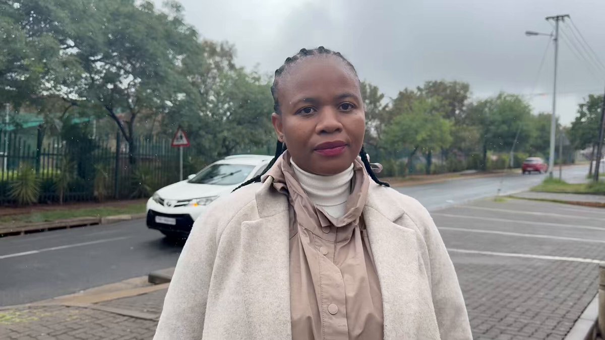Today, our #TshwaneYaTima operation switched off accounts that owe the city a total of R10 million. We made a promise to intensify service delivery and to achieve that objective we will need revenue. For the next few weeks we will be visiting various businesses and public institutions to collect revenue owed to the City. City of Tshwane