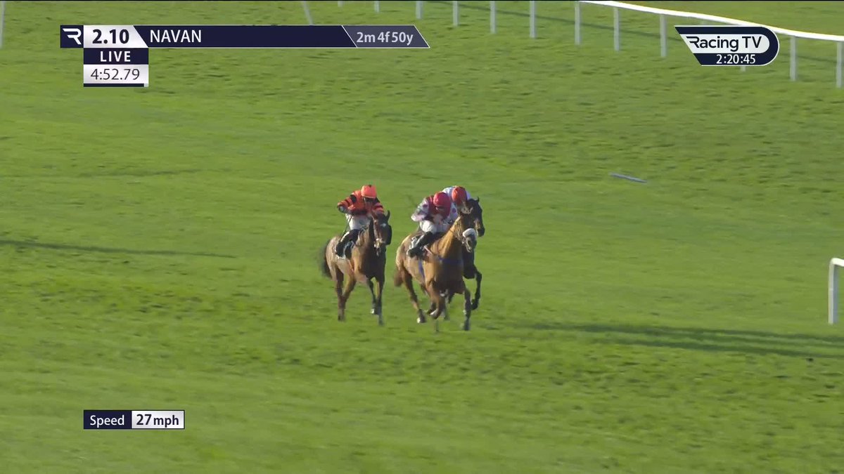 The Colonel strikes again 🫡 The race-fit Colonel Mustard causes a bit of an upset in the Grade 2 Lismullen Hurdle. That looked a bit of a slog! Navan Racecourse | Lorna Fowler
