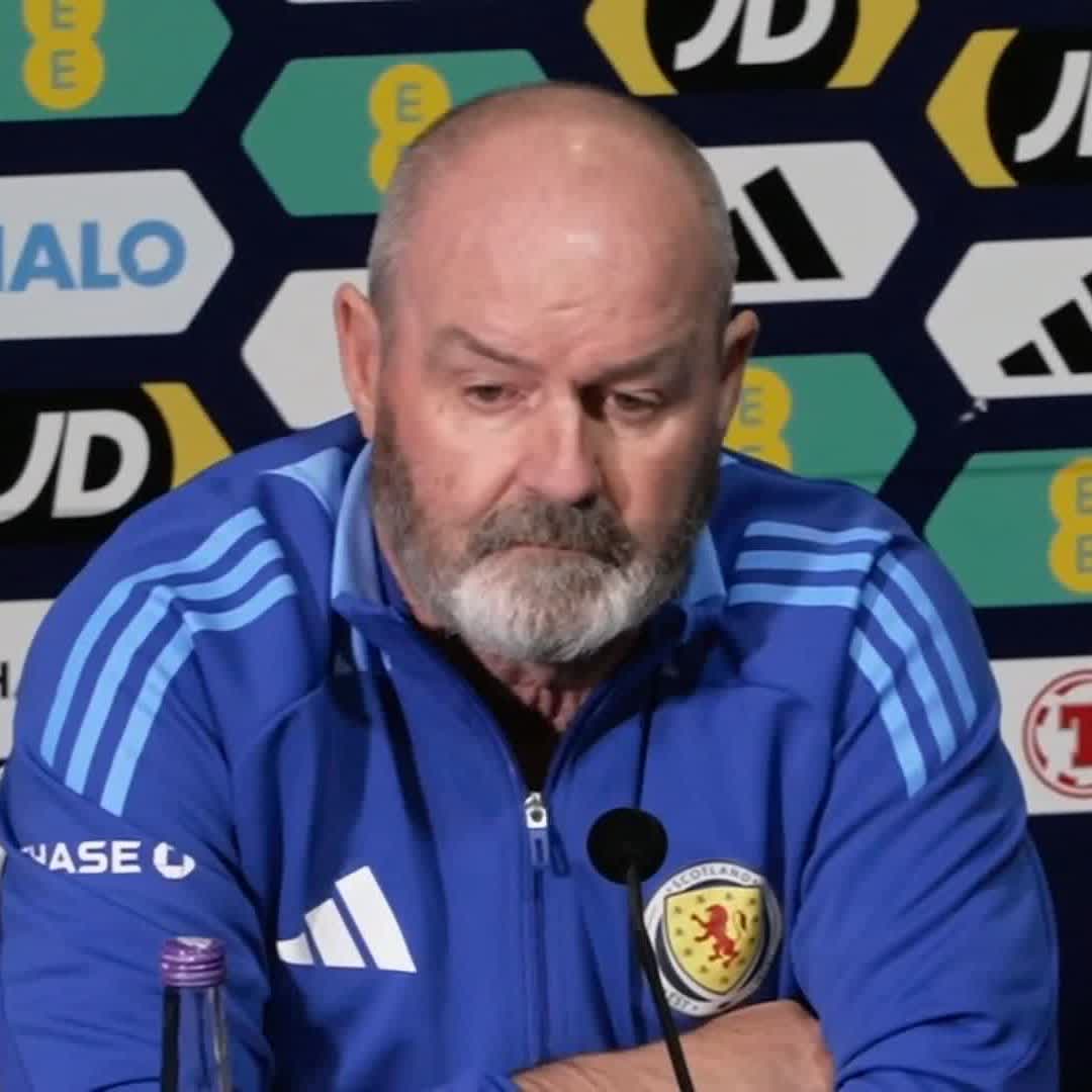 🗣️ "A lot of these players are already legends" Steve Clarke is asked about whether his Scotland side will become legends with World Cup qualification 🏴