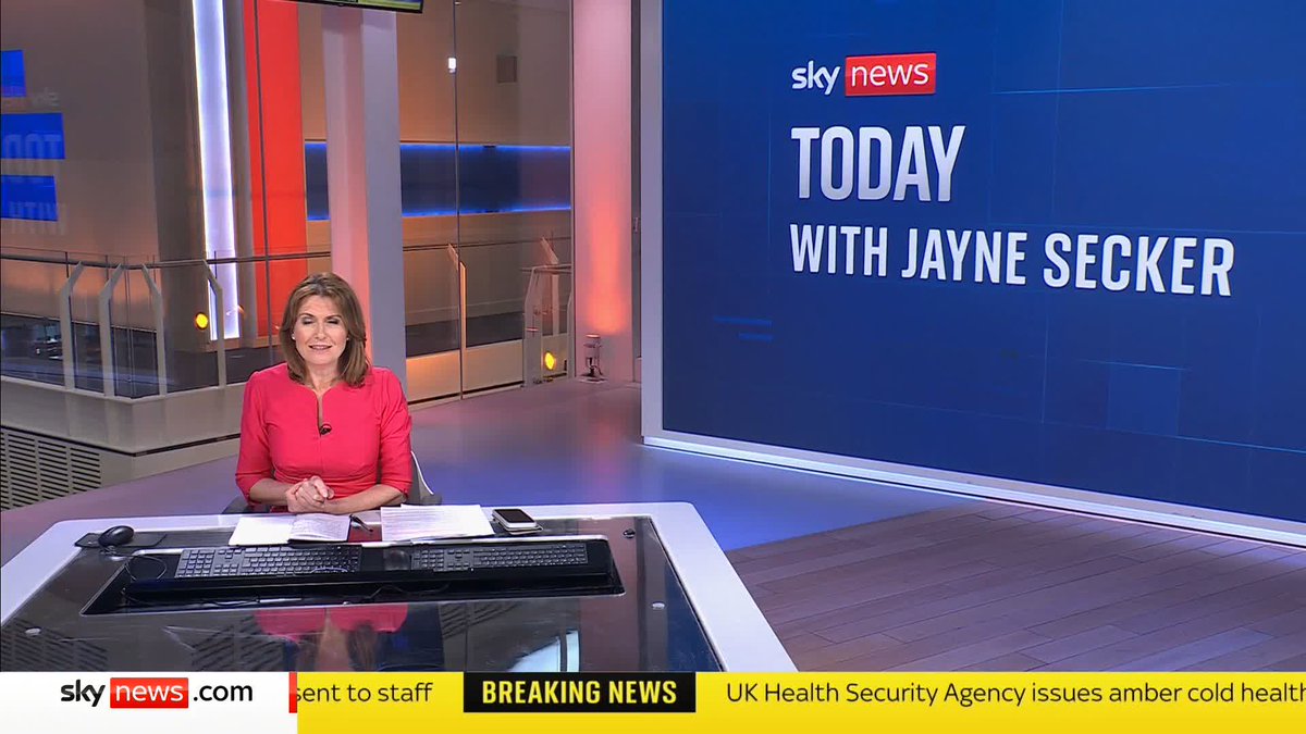 BREAKING: The Birmingham bin strike will continue into next year after agency workers agreed to join council employees on the picket line in a landmark vote. Shamaan Freeman-Powell reports ⬇️ 📺 Sky 501 and YouTube