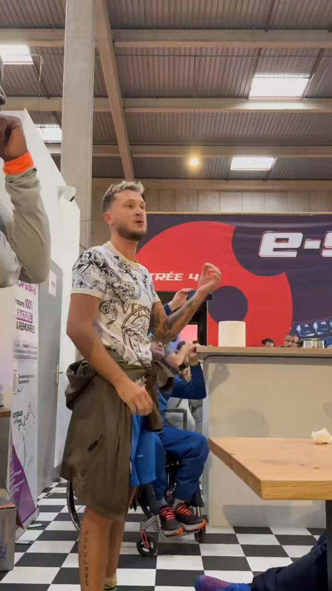 Nous étions plus d’une centaine ce samedi réunis à Avignon pour un tournoi de foot en solidarité à Gaza et au peuple 🇵🇸 Avec le député Carlos Martens Bilongo dans une des 16 équipes qui se sont affrontées toute la journée au milieu d’échanges politiques et de solidarité 💫🕊️