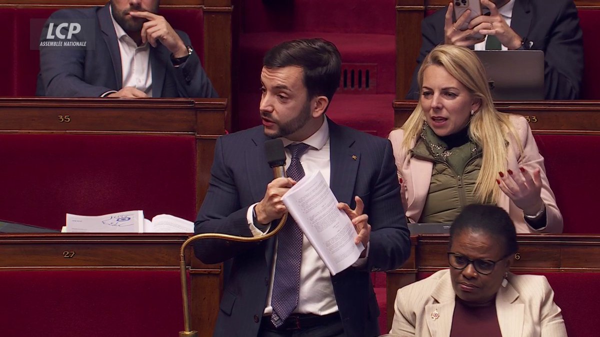 "Vous avez été tellement incompétents que vous avez enrichi la Russie avec vos sanctions", répond Jean-Philippe Tanguy Ⓜ️. #DirectAN #Budget2026