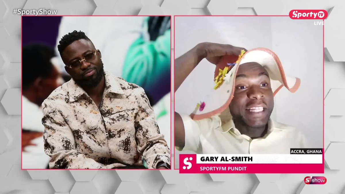 Hat and sunglasses for Gary Al-Smith! 👒🕶️ Gary is already preparing to go and see the Black Stars in Mexico during the World Cup. 🇲🇽🏖️ And he already has been banned in Nigeria… 🇳🇬❌