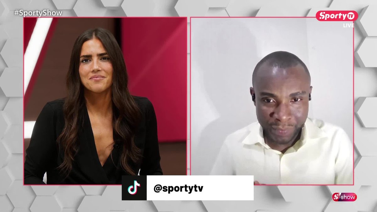 Osimhen's numbers with the Super Eagles! 🤯📈 Gary Al-Smith analyses the Nigeria stats with and without Victor Osimhen, and the difference is insane… 🥶 Should Nigeria build the "new generation" around Osimhen? Who would you remove from the squad for the Super Eagles rebuild? 🦅🇳🇬