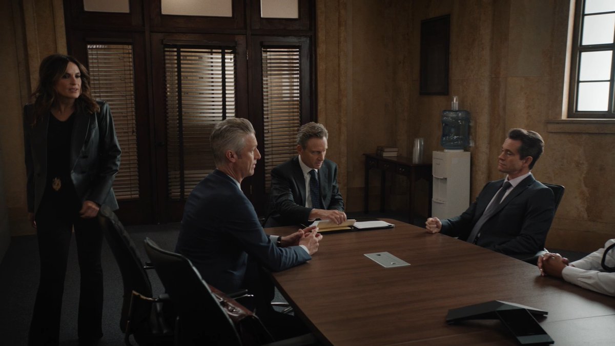 We *love* when Baxter makes an appearance. 🫶 Don't miss the Fall finale of #LawAndOrder Thursday 8/7c on NBC.