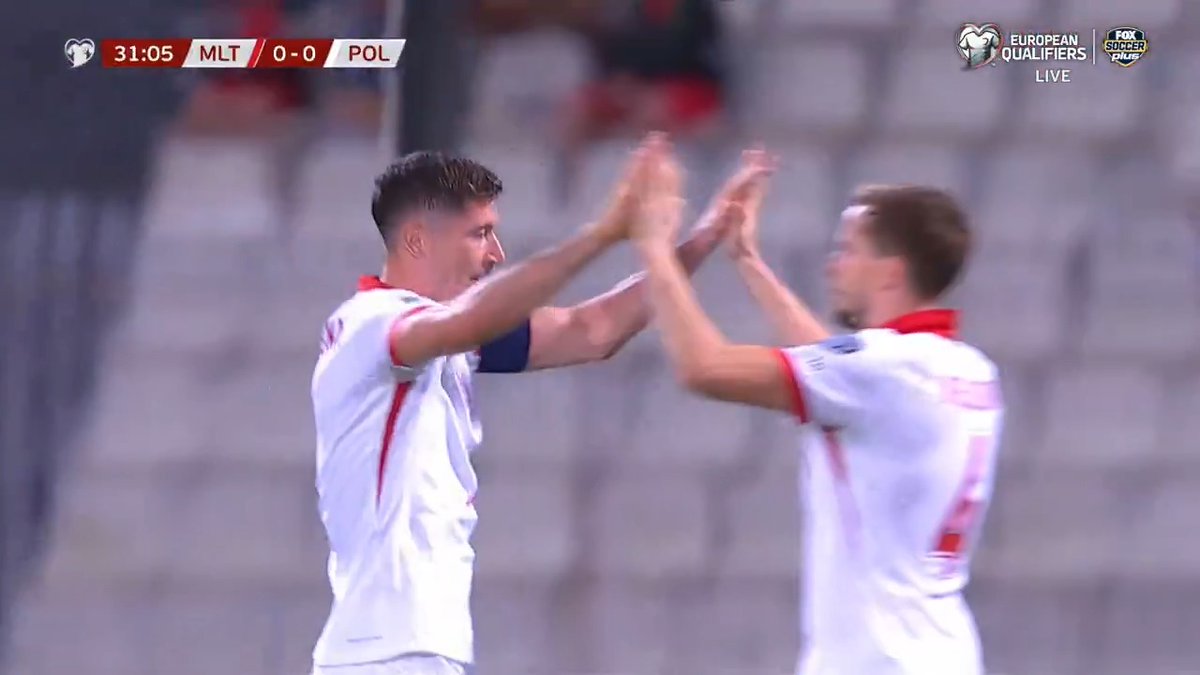 Lewandowski rises up for Poland 🇵🇱 He heads this one in to take the lead 💥