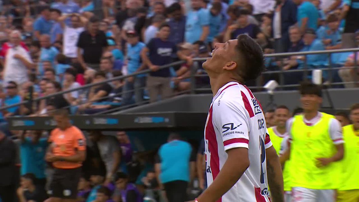 ¡¡ANULADO POR UN POLÉMICO OFFSIDE!! Diego Armando Díaz marcaba este GOLAZO para el 1-0 de Unión ante Belgrano en Córdoba pero el VAR determinó que habia fuera de juego...