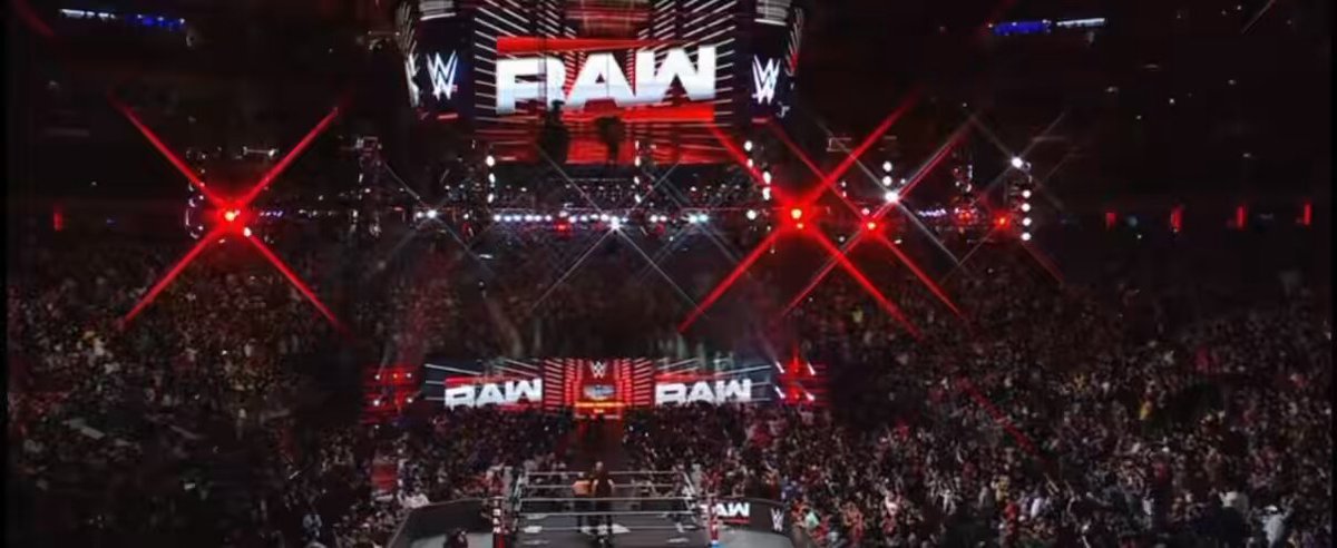 Wade Barrett marking out over his friend Dolph Ziggler returning is so beautiful ❤️ #WWERAW