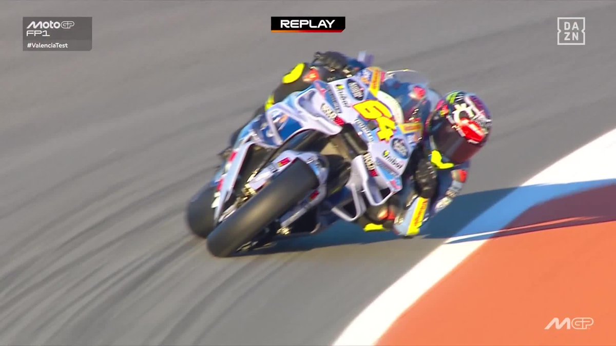 NAH, ESTO ES UNA BARBARIDAD 😱 ¡QUÉ PEDAZO DE SALVADA DE Fermín Aldeguer Mengual! 🙌🏻🙌🏻🙌🏻 #MotoGP 🏁 #ValenciaTest ⏱️