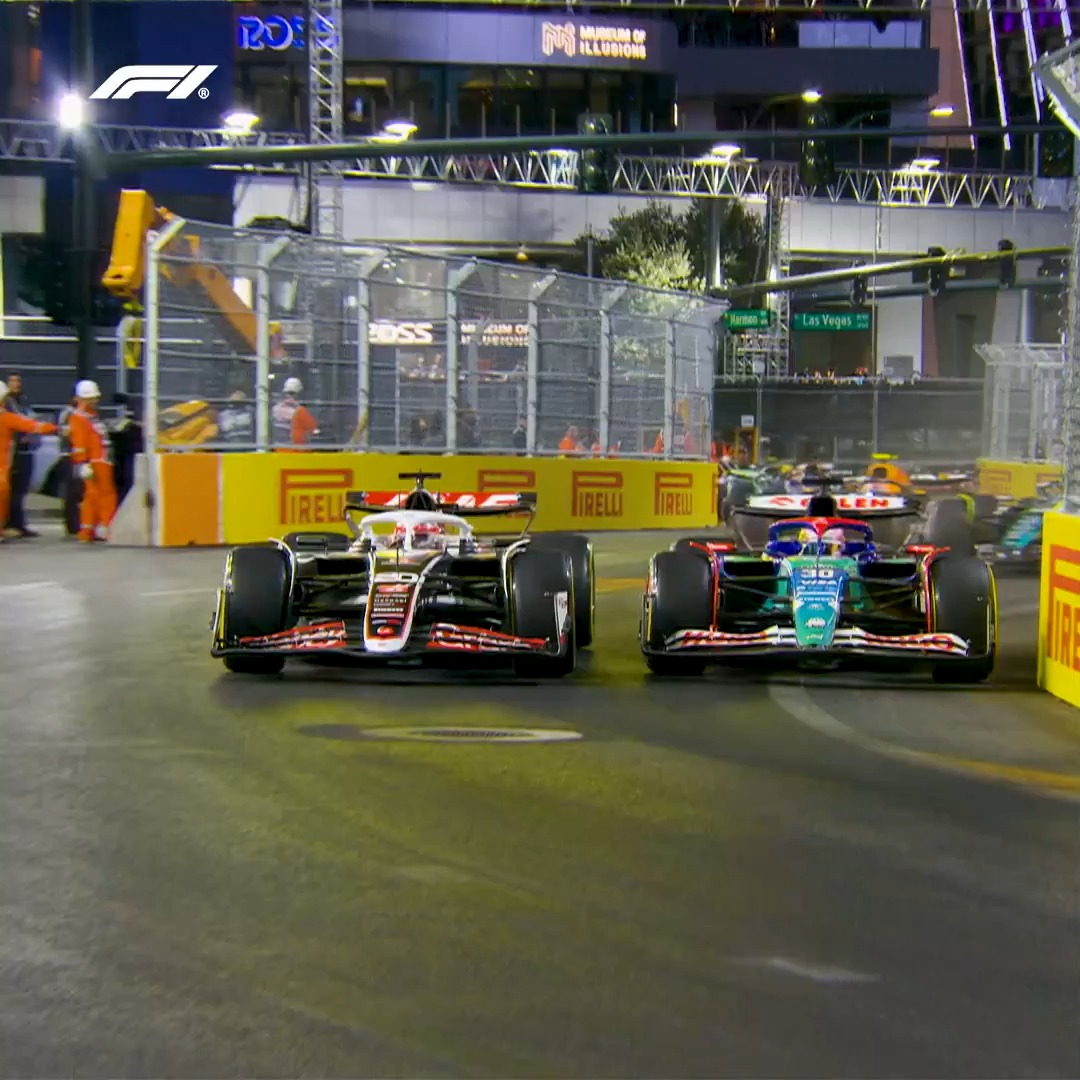 A feisty battle between Liam Lawson and Kevin Magnussen last season in Las Vegas! 😱
