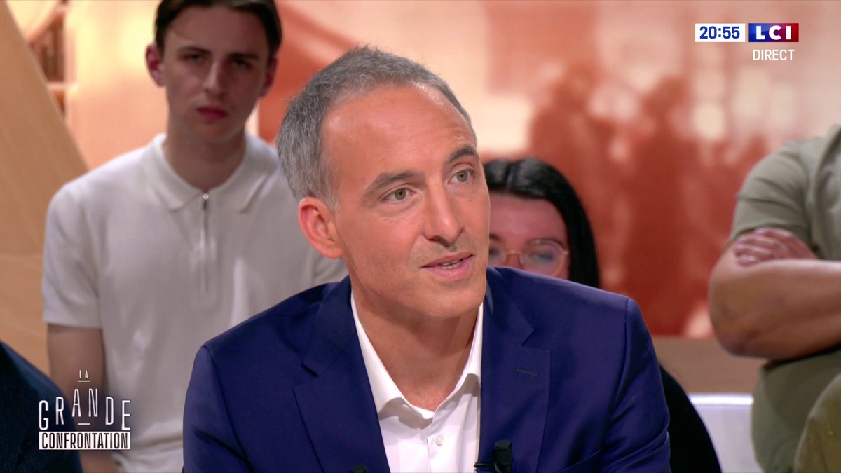 🗣️ Boualem Sansal : "Le fait que certains à gauche aient hésité à le soutenir les couvre de honte. Chaque nuit passée en prison par Boualem Sansal était un scandale absolu." 🔴 Raphaël Glucksmann (Raphael Glucksmann), invité de "La Grande confrontation"