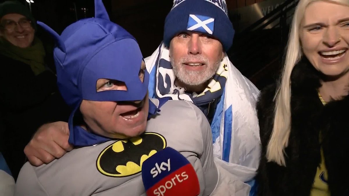 Batman reacts to incredible night at Hampden 🦇