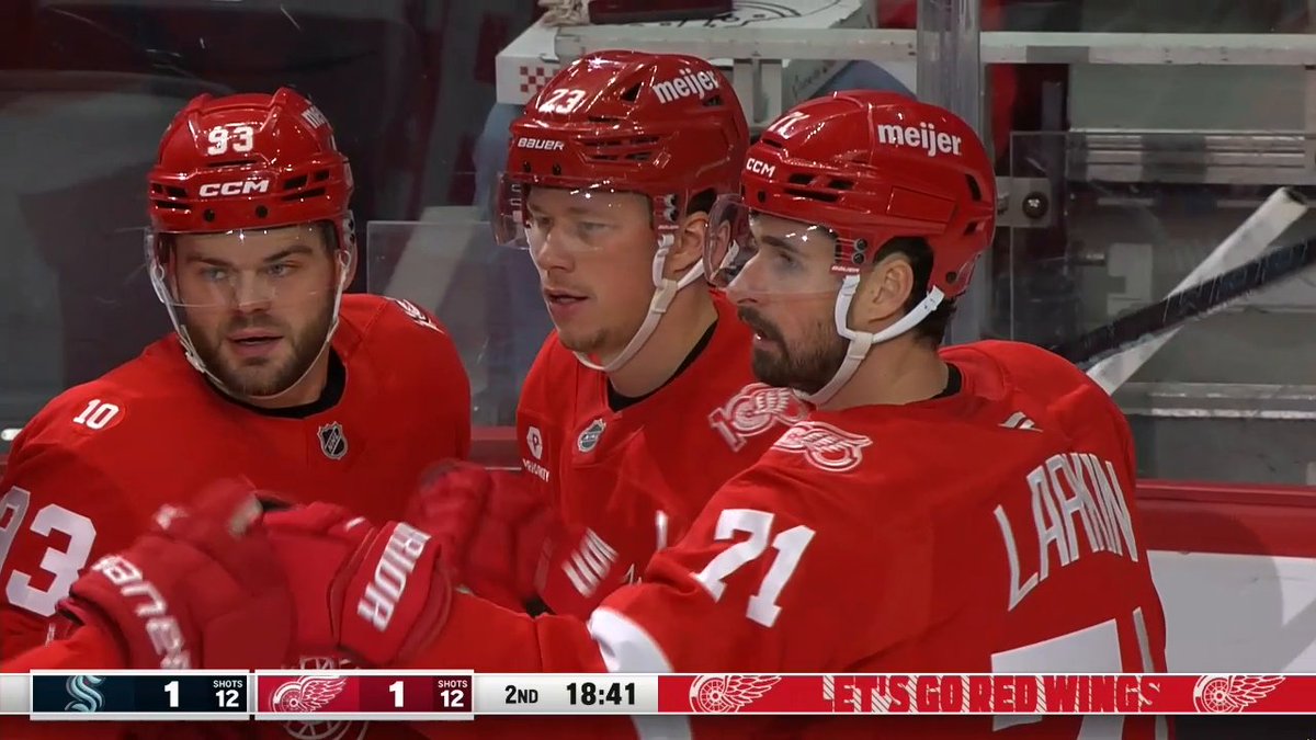 NINE POINTS IN FIVE GAMES FOR LUCAS RAYMOND 🔥