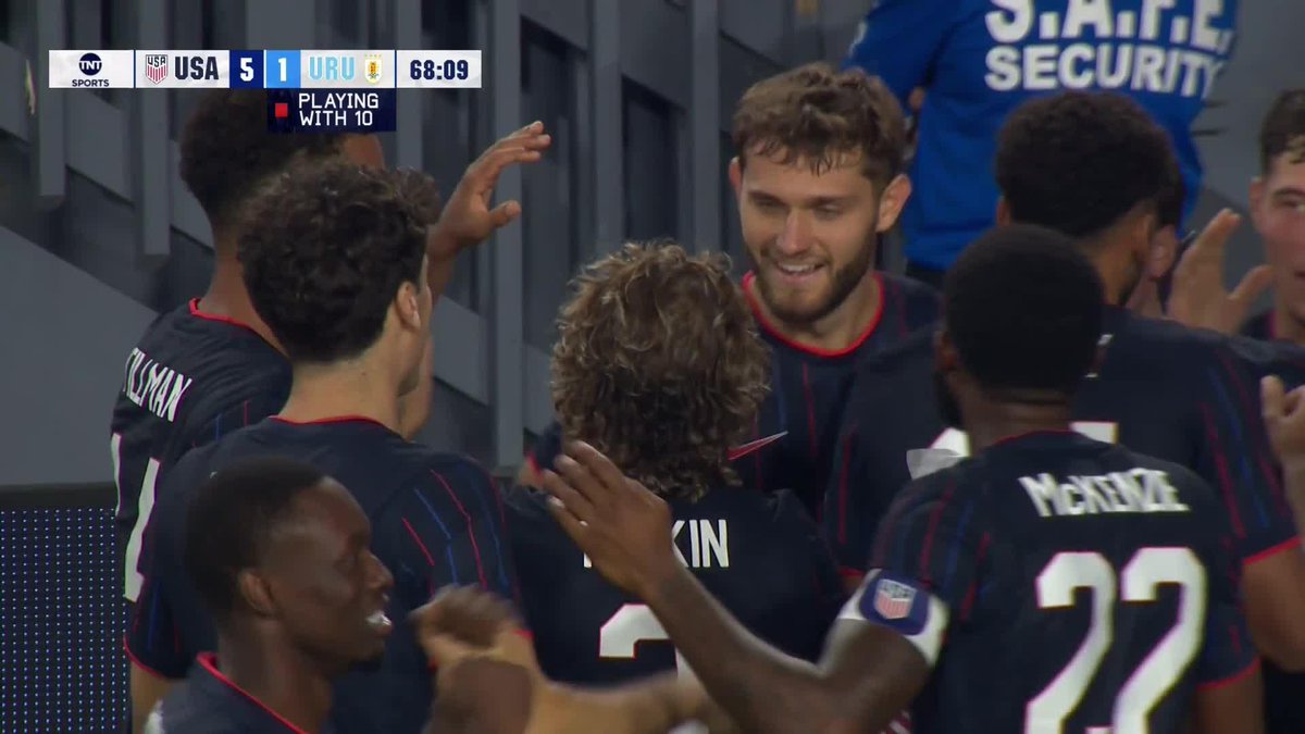 Gio curls in a beauty and Tanner Tessmann gets his FIRST INTERNATIONAL GOAL FOR THE UNITED STATES! #USMNT x Volkswagen