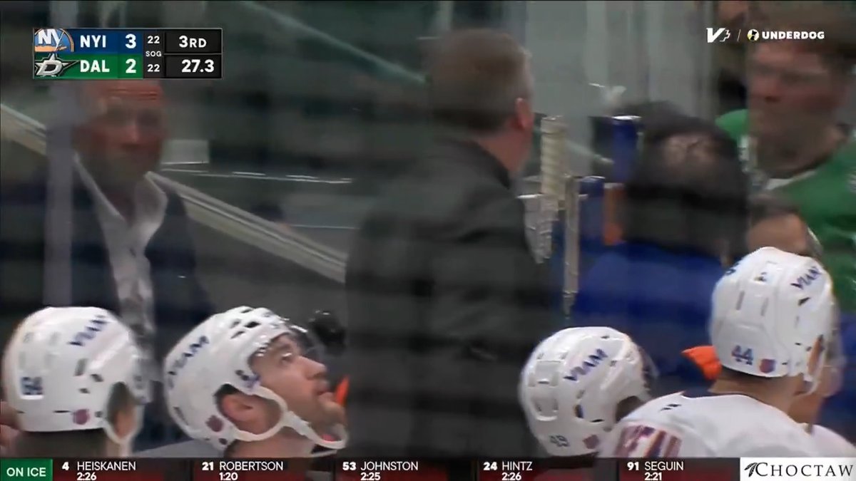 "You're not gonna f**king finish that game!" 😳 Patrick Roy was GIVING IT to Mikko Rantanen after his boarding major 🤬
