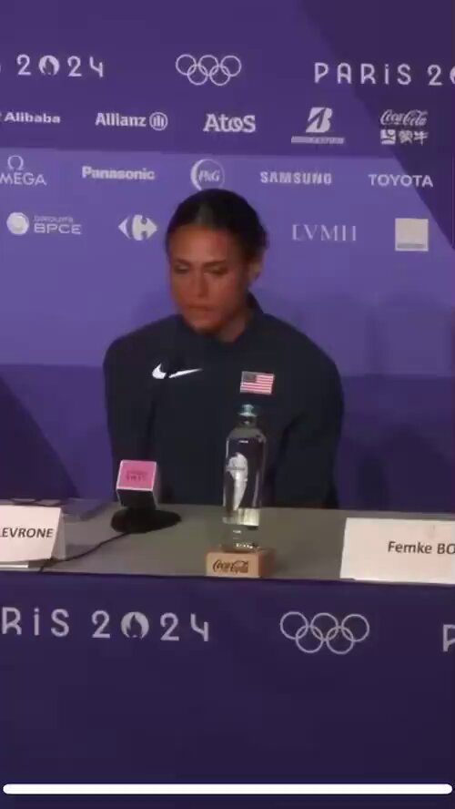 🚨HOLY COW: Olympic Gold Medalist Sydney McLaughlin has credited "all that" she "does to God." "Every time I step on the track I pray, 'Let me be the vessel in which you’re glorified.' That’s why I do what I do." Would you like to see more athletes praise God?