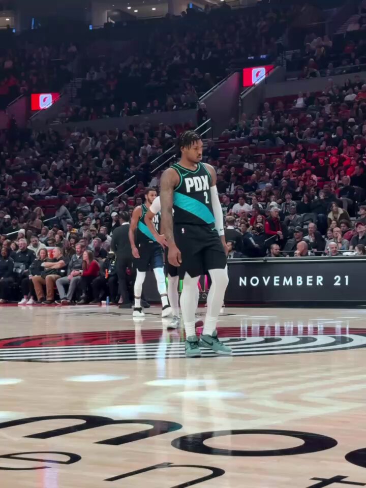 Caleb Love is a certified hooper 💯 Tonight vs Phoenix: 🔥 17 points 🔥 7 rebounds 🔥 3 assists 🔥 1 steal