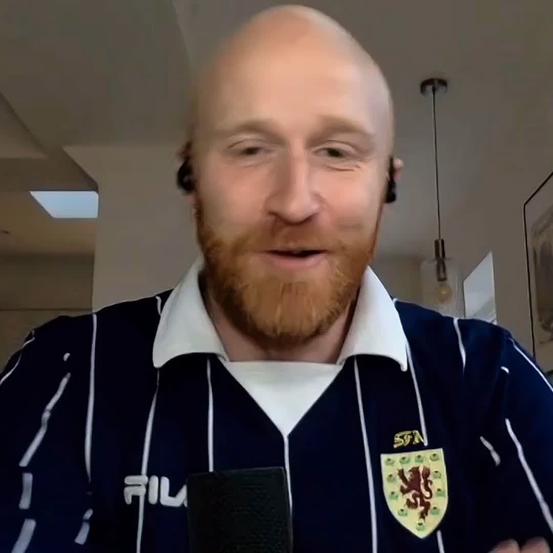 "What an incredible finish to the game. What a night!" Scotland fan and comedian Ray Bradshaw reacts after Steve Clarke's side qualified for the World Cup 🏴