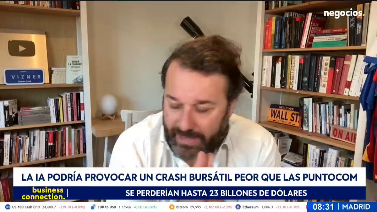🛑Japón acaba de romper la mayor máquina de dinero del planeta. 🛑Las pensiones y las hipotecas del mundo empiezan a temblar. 🛑El mayor comprador de deuda de EE.UU. se convierte en vendedor. 🛑Y el yen carry trade se deshace como en un “margin call” global. No es un susto del mercado. Es el ajuste de 30 años de liquidez gratuita entrando en reversa. Lo analizamos con Jose Vizner para entender qué significa un Japón que deja de financiar al mundo👇 La pregunta es simple: ¿Estamos preparados para un mundo sin dinero barato… o viene el golpe que nadie quiere reconocer? 💥 #mercados #geopolitica #japon #pensiones #economiaglobal #bonos #wallstreet #fed #carrytrade #inflacion