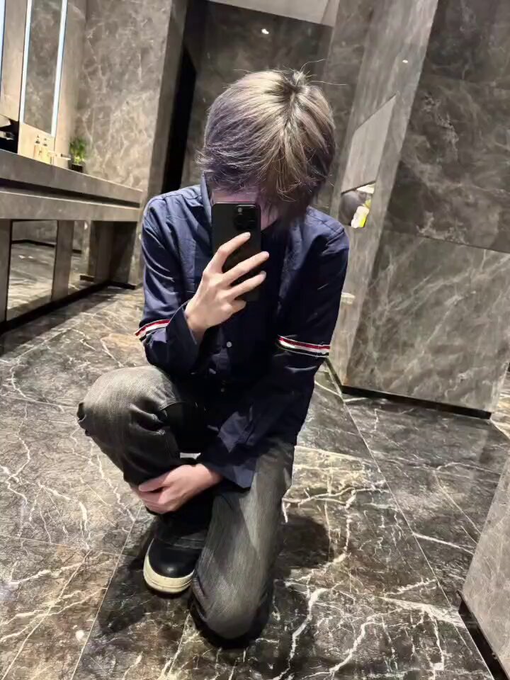 我原谅了很多不该原谅的事 我以为能换来幸福 直到现在痛到无法呼吸 #07 #男大 #iiii #天生痛苦