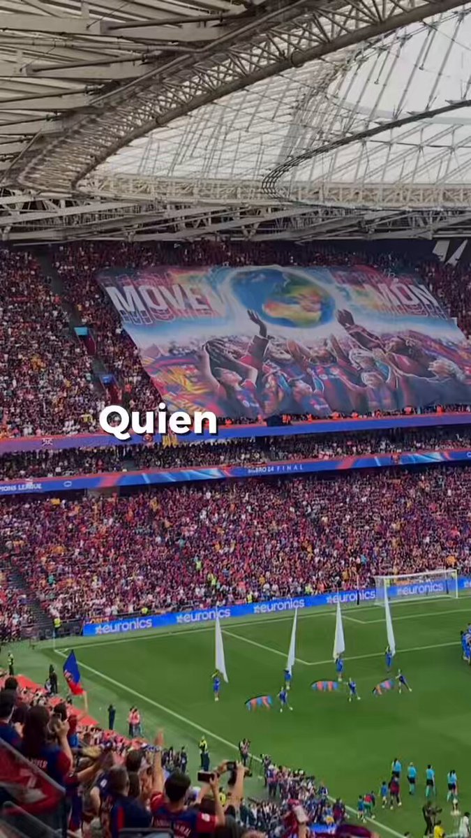 Que entre la tierra, la tierra y el cielo Nunca había el suelo