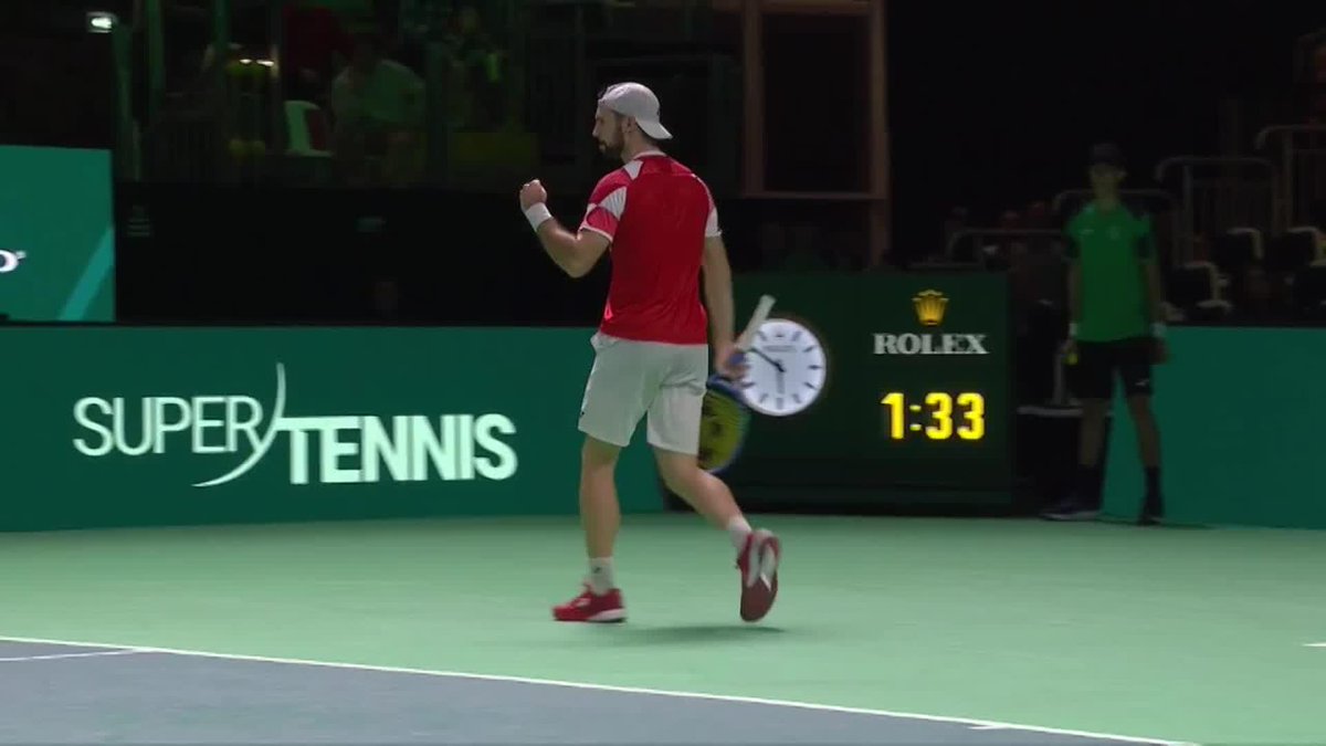 Belle le martellate per salvarsi dallo 0-40, ma questa parata sul 5-4 al tie-break di Matteo Berrettini è un riflesso PAZZESCO 💫