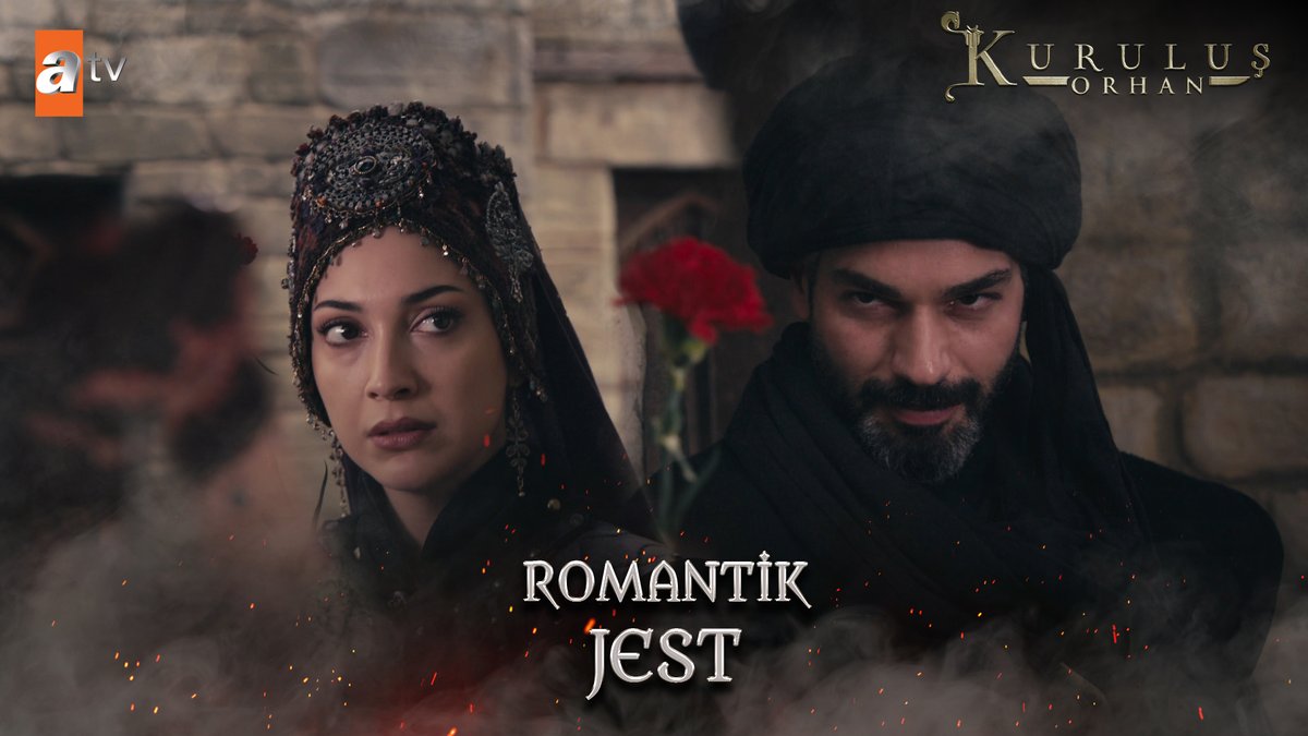 Flavius'dan Fatma Hatun'a romantik jest! Bir dal karanfil... #KuruluşOrhan atv