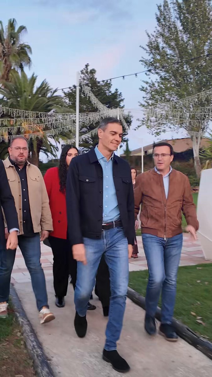 El próximo 21 de diciembre vamos a llenar las urnas de puños y rosas.