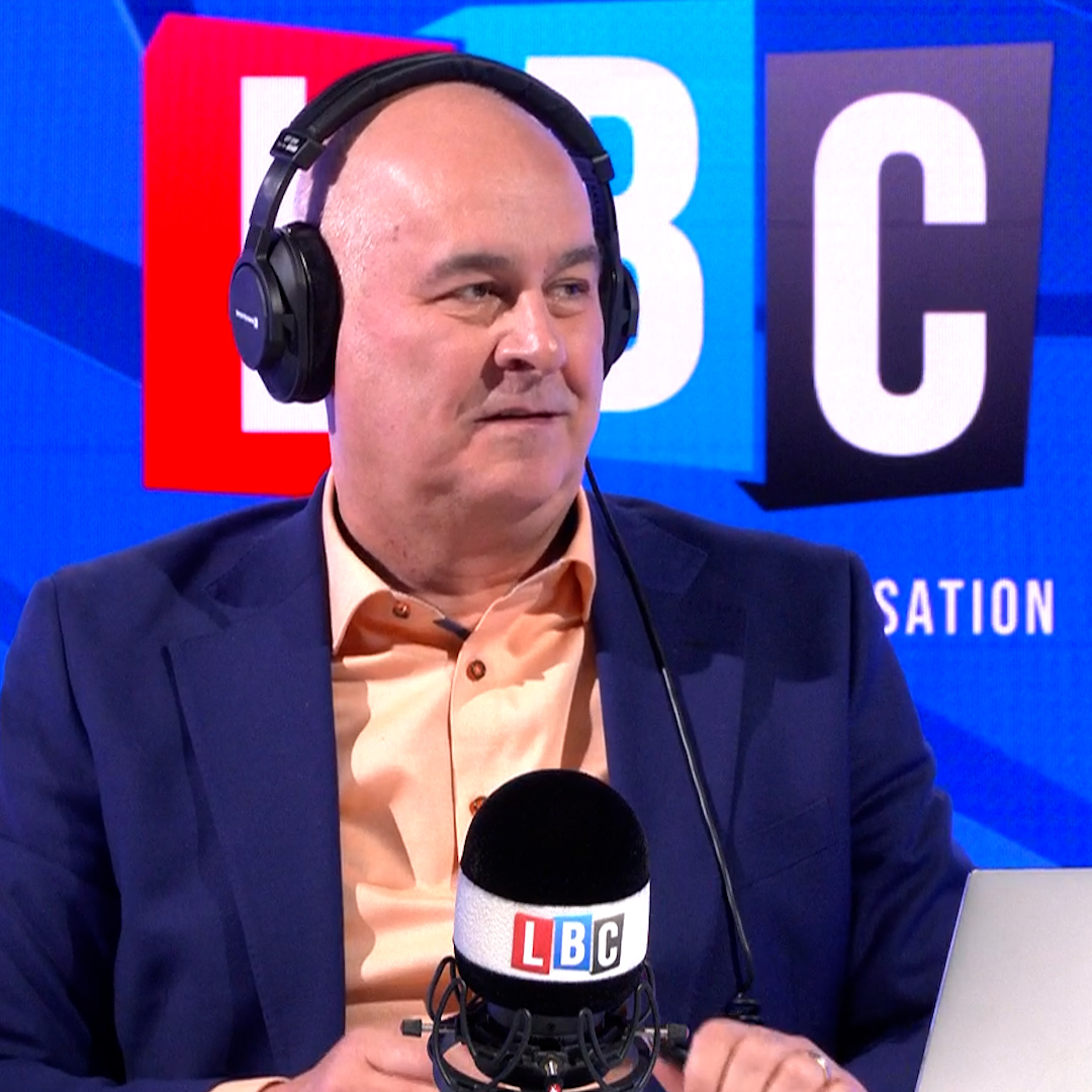 'You've made a complete a*se of yourself... Go to hell James.' Caller James thinks today's spy ship, the Salisbury poisoning, and the invasion of Ukraine are all on Europe... Iain Dale 🏴󠁧󠁢󠁥󠁮󠁧󠁿🇬🇧⚒️ has no time for it.