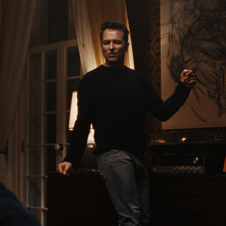 Matthew Rhys singing Psycho Killer to Claire Danes... turn that up.