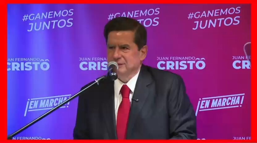 ¿QUÉ TAL ESTE HIJUEPUTA? Recordémosle a este malparido que el PETROSANTISMO SÍ EXISTE. Y él hace parte de eso. Cristo: comé mierda y dejá tanta basura que ya Colombia sabe perfectamente quién es usted.