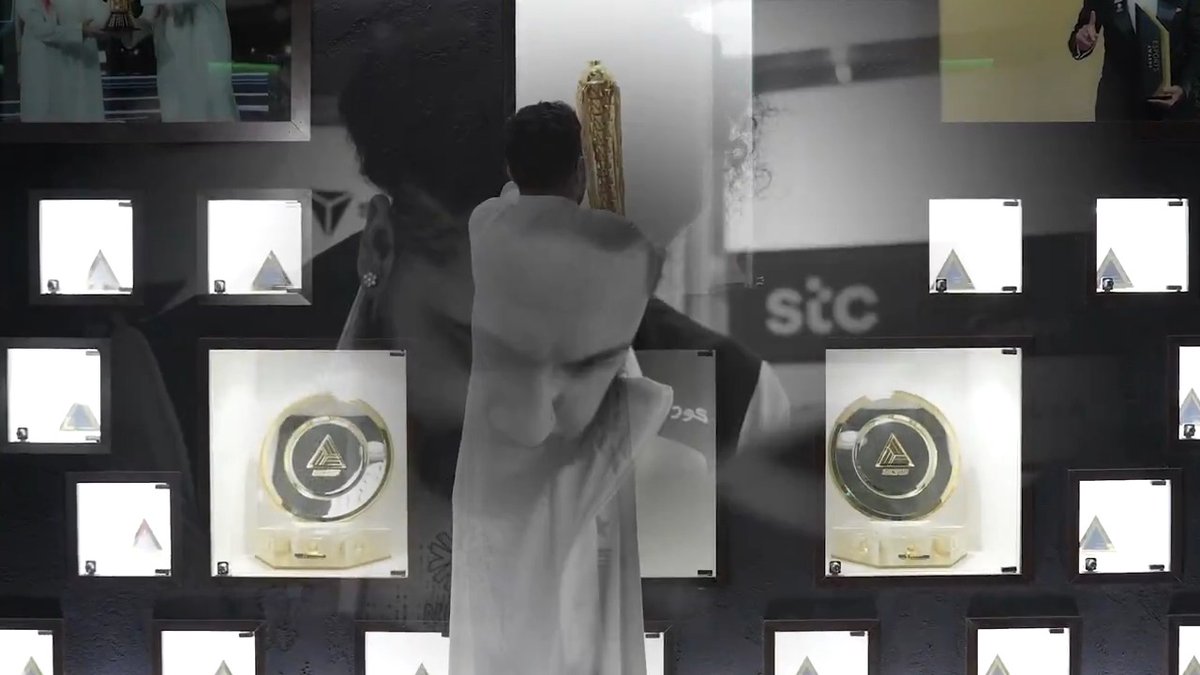 🏆 فـالكونز أفضل منظمة في العالم 🏆 للمرة الثانية على التوالي، بإنجاز غير مسبوق في تاريخ الجائزة 🦅 — شكرًا لكم جمهورنا الغالي، أنتم قصة يبدأ منها كل نجاح 💚 #FalconsAreHere - #EsportsAwards2025