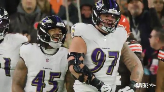 For Baltimore AND for Canada! 🤣 Major play from @urbanlegend96 Get your Wired fix: