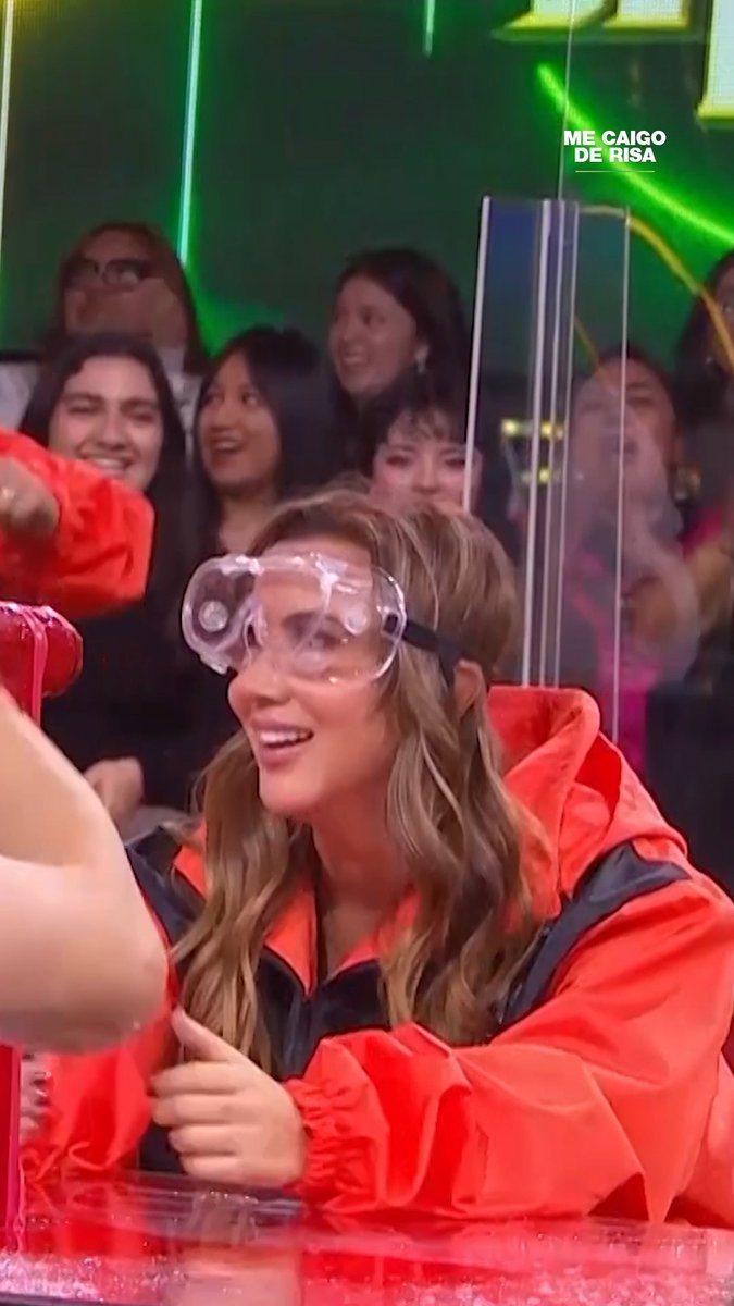 A lo que yo vine fue a ver esto 🥰 #MeCaigoDeRisa de lunes a viernes a las 7:30 p.m. por #El5 #CaesMalSi