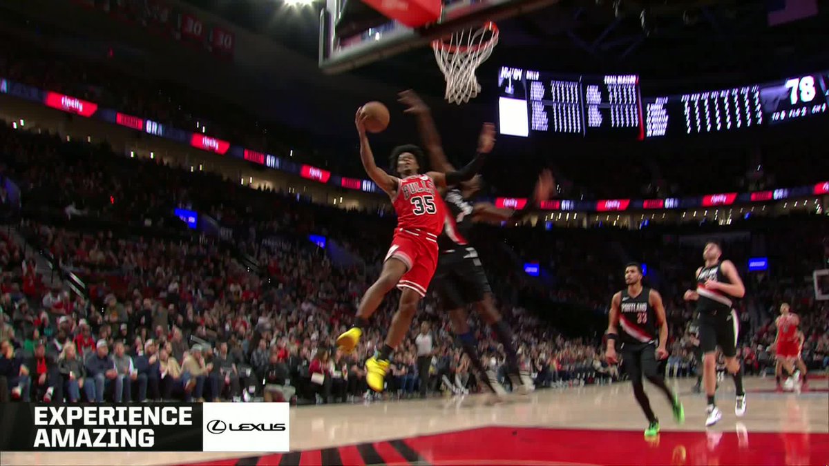 Josh Giddey with the perfect full court dime! @JoshGiddey | Chicago Sports Network