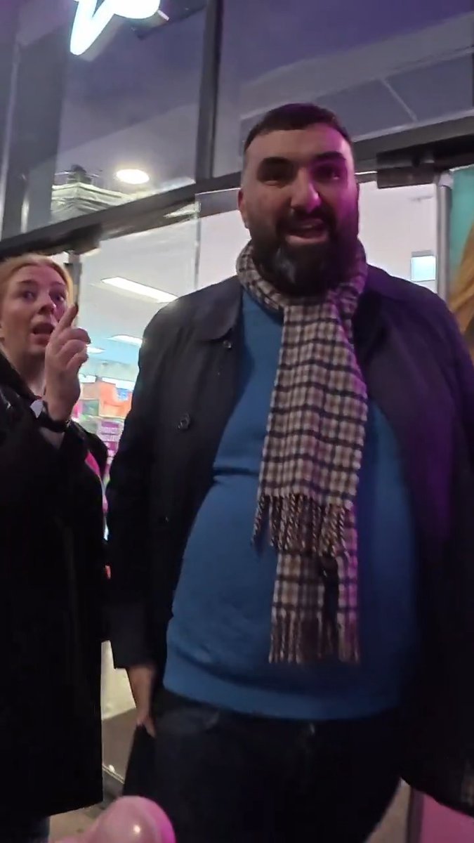 Labour Councillor Jade Doswell &amp; her Fella Liam Smyth thinking hes BIG Privacy complaints result in maximum exposure........