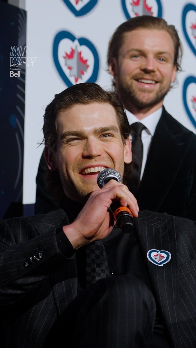 "I just want to stay in Winnipeg" "That's not very good negotiating" 😂 RUNWAY Moment, presented by Bell