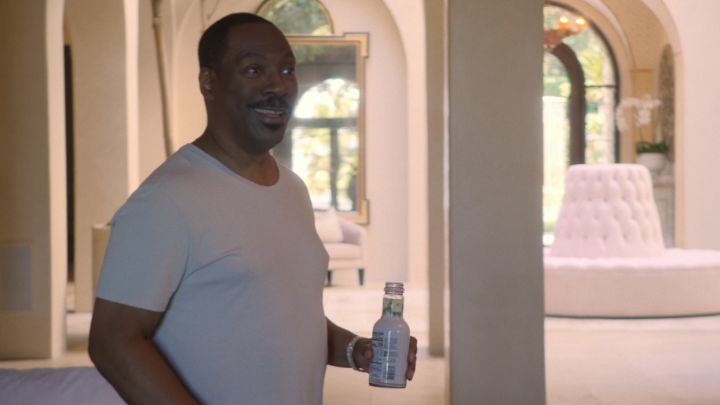 Eddie Murphy wanted a house where he can "close the roof"