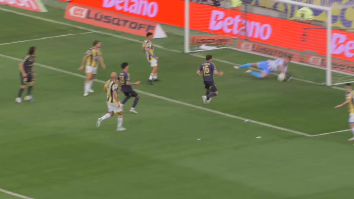O sea que si esta pelota entraba hoy tendríamos un titulo mas?